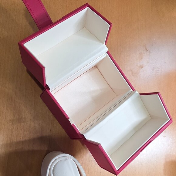 Omega Travel Watch Case - Picture 7 of 10